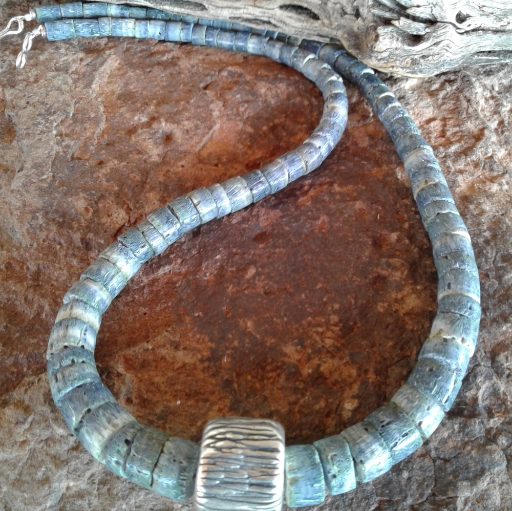 Sterling Silver Vintage blue coral NECKLACE - Picture 4 of 9